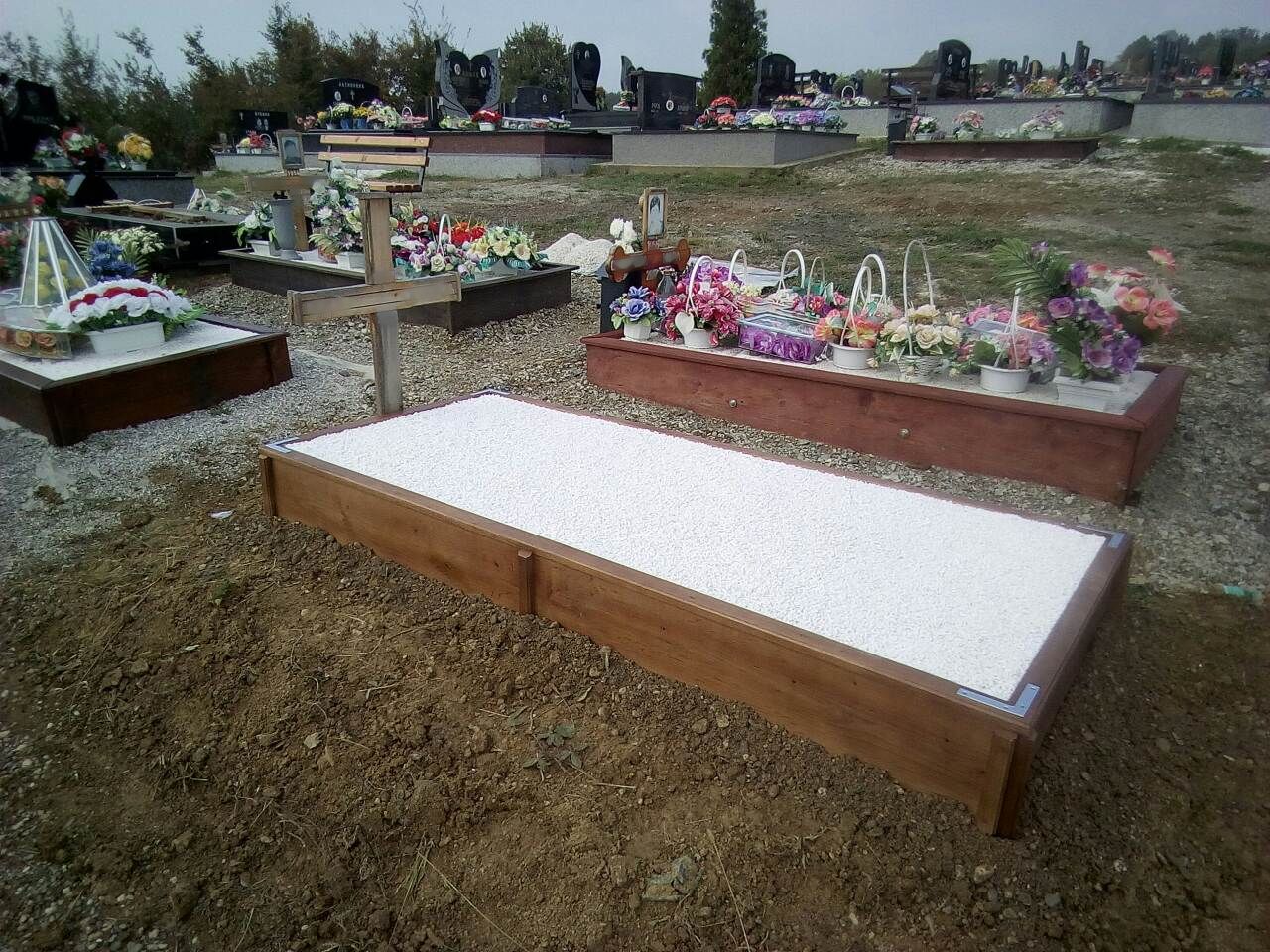 Groblja i uređenje — Gvozden Prijedor
